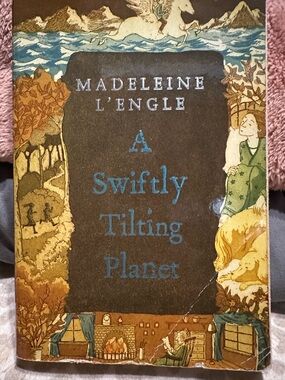 A Swiftly Tilting Planet by Madeleine L'Engle - Illustrated Hardcover